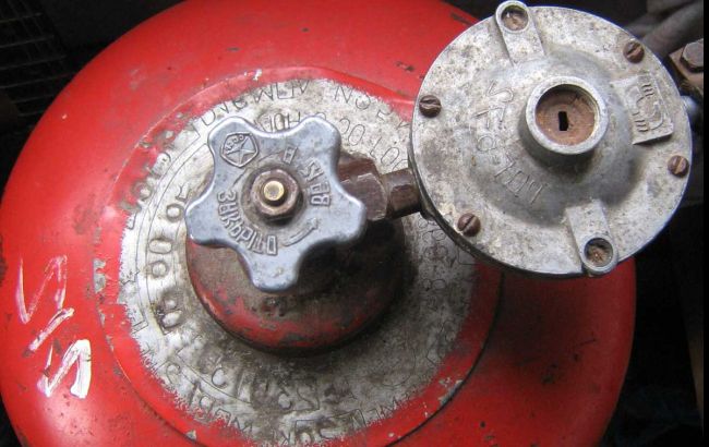 Пенсіонерка влаштувала вибух у будинку на Полтавщині: постраждав голова сільради