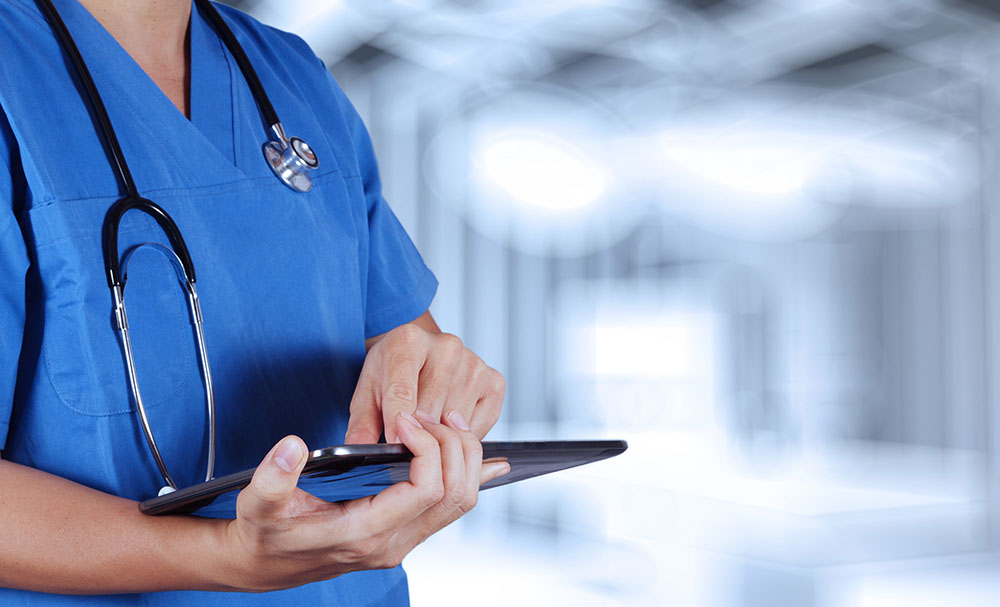 В Україні призупинили планові госпіталізації та операції