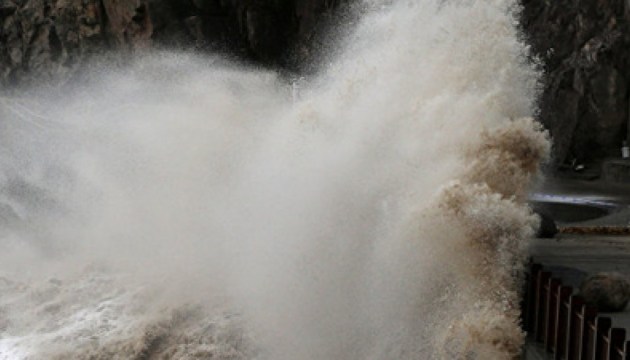 В Японії зростає кількість жертв тайфуну "Джебі"