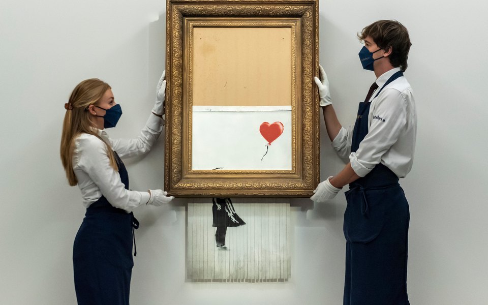 Порізану шредером картину Бенксі «Дівчинка з повітряною кулею» продали на аукціоні за $ 25 млн - вона подорожчала в 18 разів