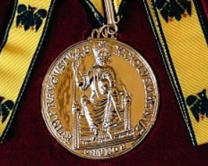 Президент і народ України нагороджені ще однією міжнародною премією