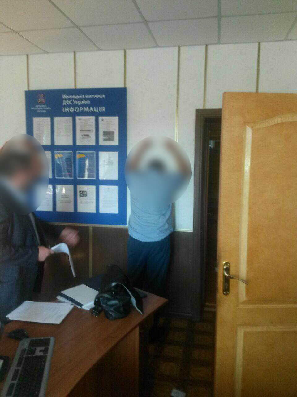 На Вінниччині за хабарництво затримали головного держінспектора одного з митних постів