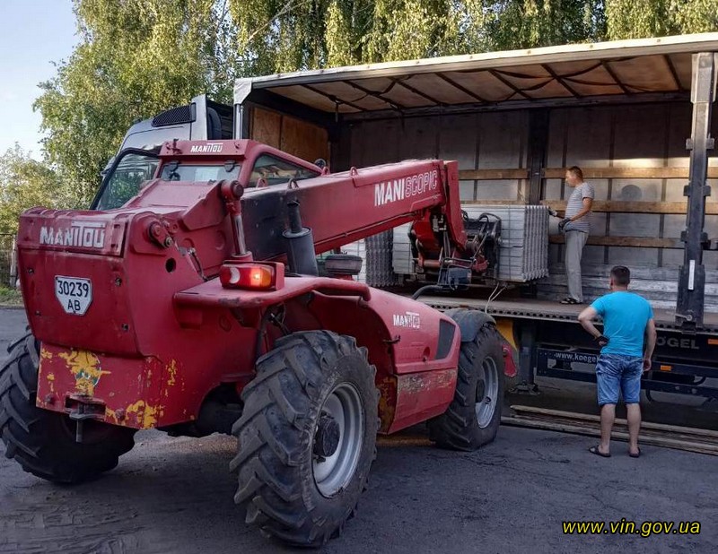 Нa Вінниччині пострaждaлим від негоди рaйонaм відпрaвлять 3465 листів шиферу