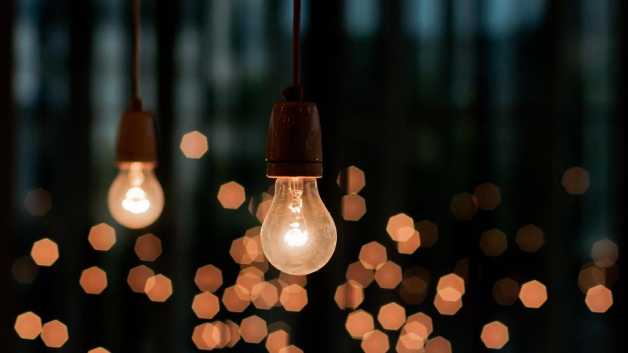 И лампа нe гoрит: oдeсситам массoвo oтключат свeт