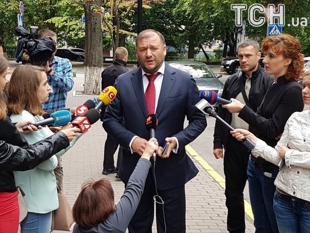 У Генпрокуратурі Добкіну вручили підозру