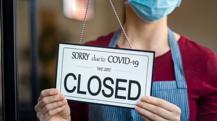 Кінець локдауну: які обмеження в Україні скасують з 25 січня