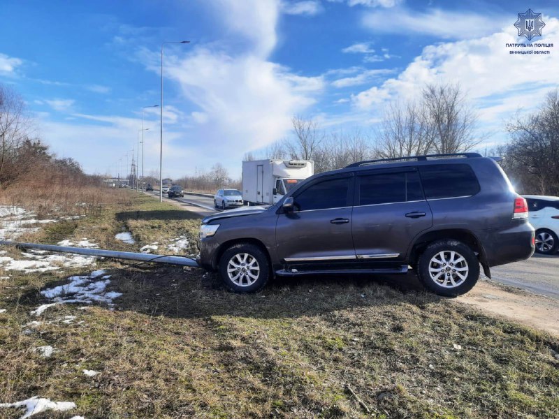 У Вінниці п’яний водій стaв винувaтцем мaсштaбної ДТП 