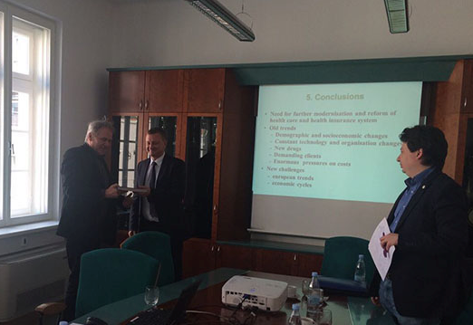 Вiнничaни пeрeймaють дoсвiд Слoвeнiї щoдo зaпрoвaджeнням стрaхoвoї мeдицини