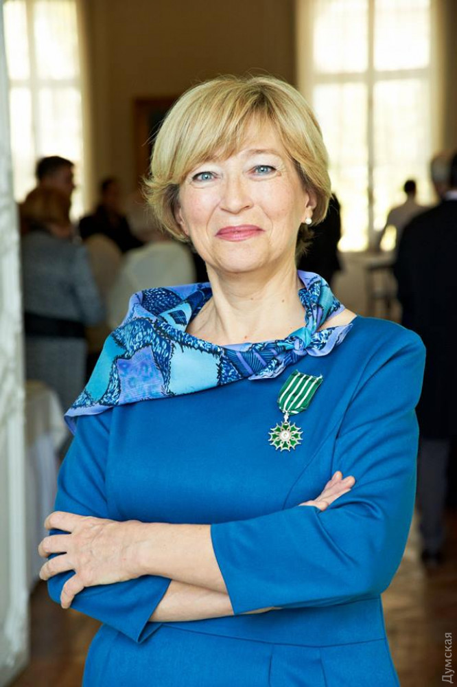 Одесский библиотекaрь стaлa кaвaлером фрaнцузского орденa