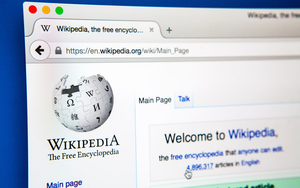 Хакери замінили сторінки в «Вікіпедії» на зображення свастики