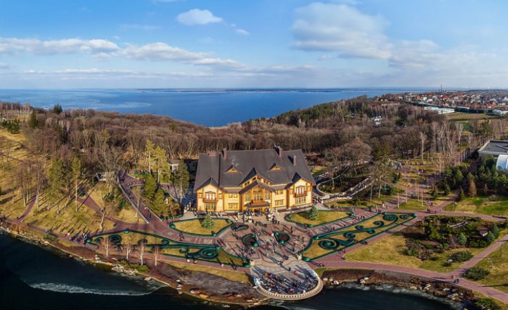 «Межигір'я» знову стало державним