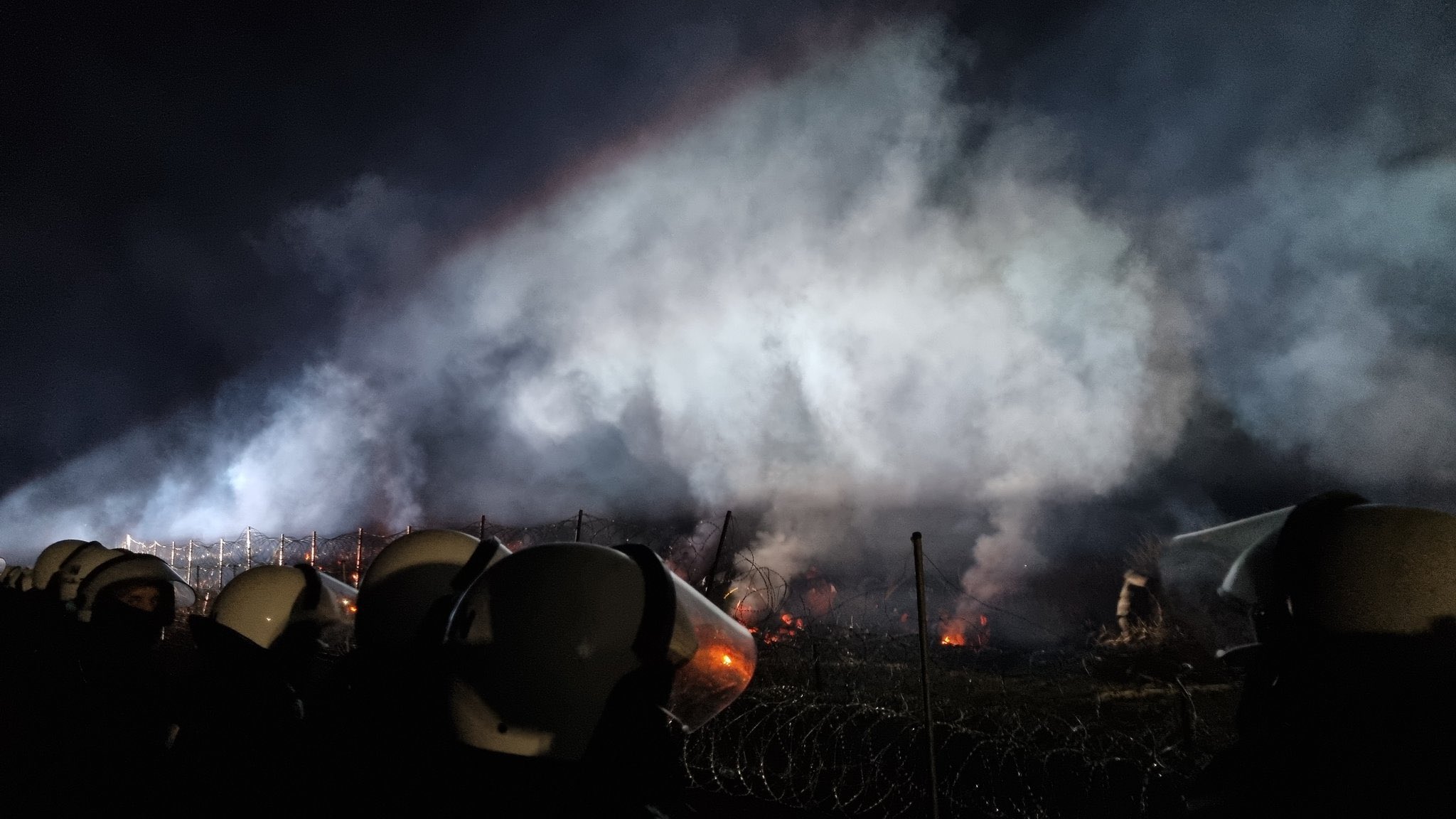 Дві групи мігрантів прорвалися через білорусько-польський кордон. Їх усіх затримали та відправили до Білорусі