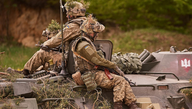 Доба в ООС: 16 ворожих обстрілів, втрат немає