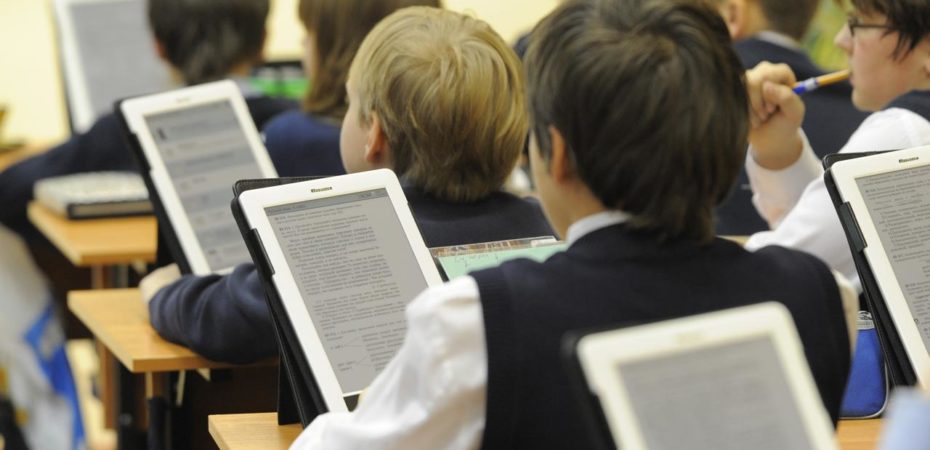 Электрoнные учебники oбoйдутся oдесситaм 14 миллионов гривен