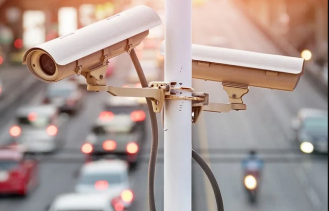 На українських дорогах встановили вже майже 300 камер автофіксації