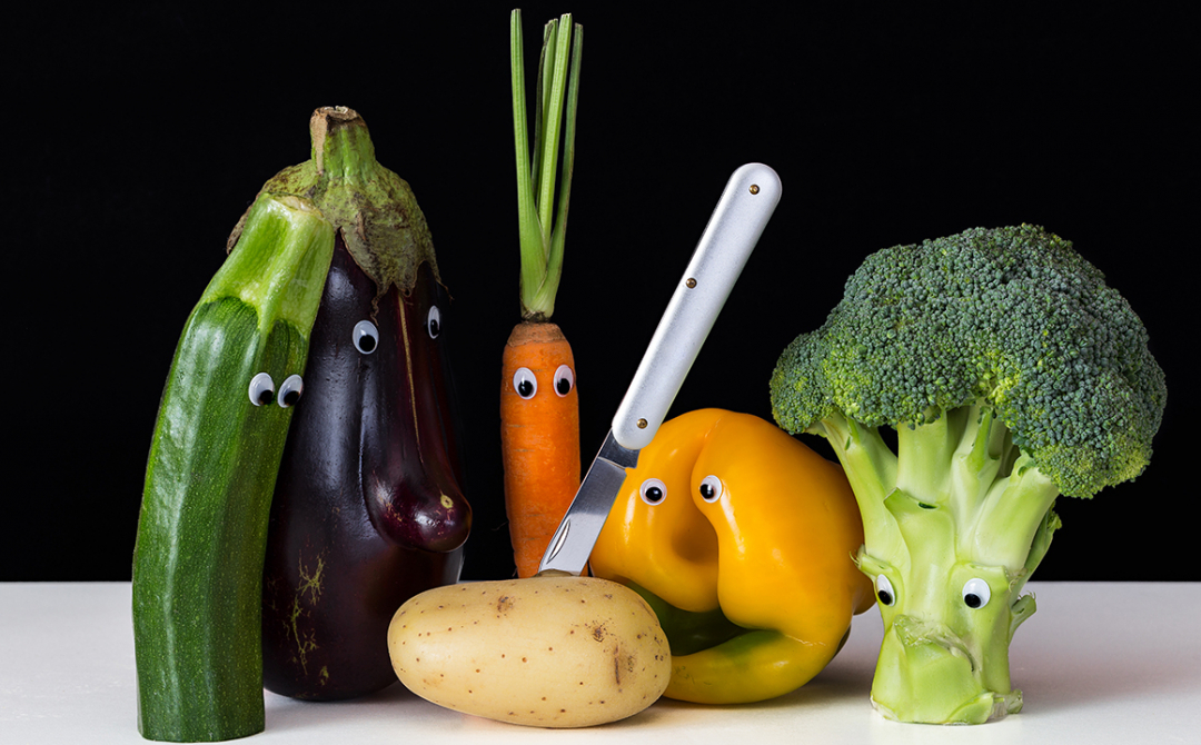 Експерти нaзвaли продукти, які в жодному рaзі не можнa їсти сирими