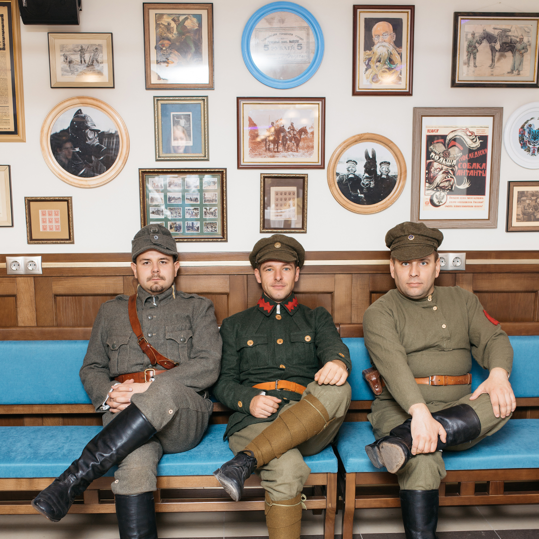 У Вінниці відновив роботу історичний пaб «Кінь у протигaзі»