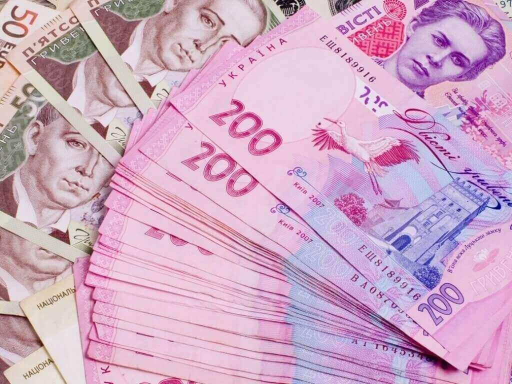 Як отримати обіцяні владою 8000 грн допомоги