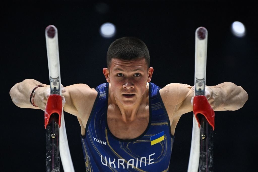 Ковтун виграв заліки Кубка світу зі спортивної гімнастики у паралельних брусах та перекладині