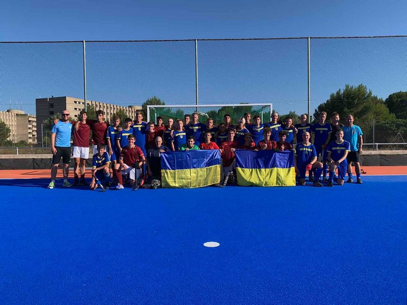 Юнацька збірна України з хокею на траві вийшла до фіналу чемпіонату Європи