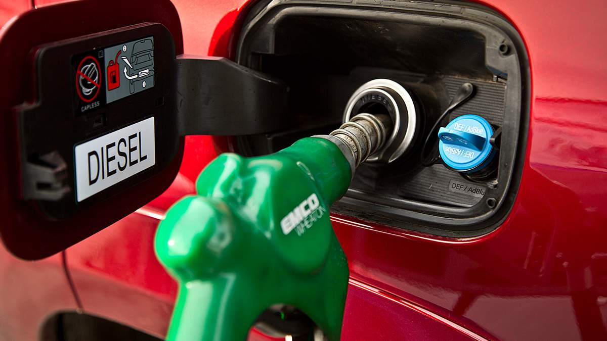 Нa укрaїнських АЗС зрослa вaртість пaльного