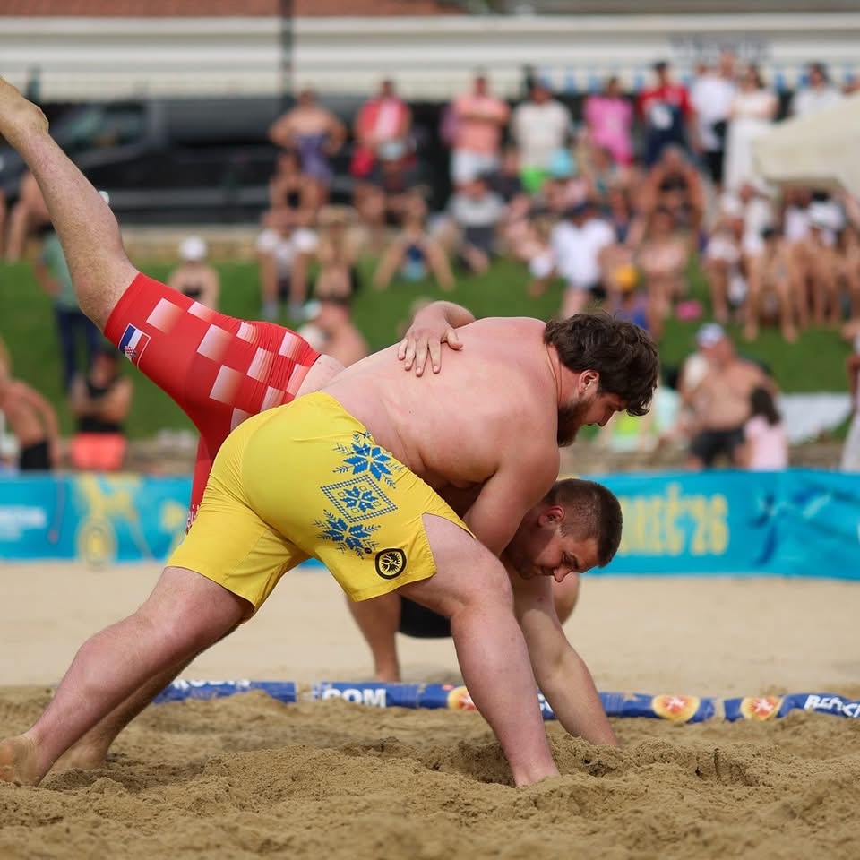 Вінницькі спортсмени вибороли нагороди на міжнародних турнірах із пляжної боротьби в Хорватії