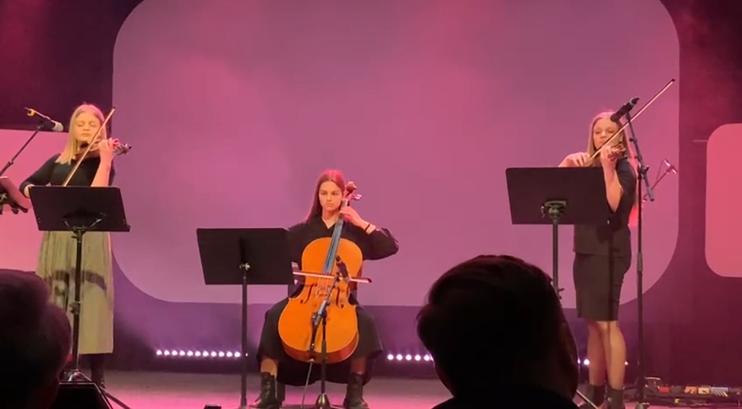 Віолончелістка Вінницької дитячої музичної школи №1 виступила у Німеччині