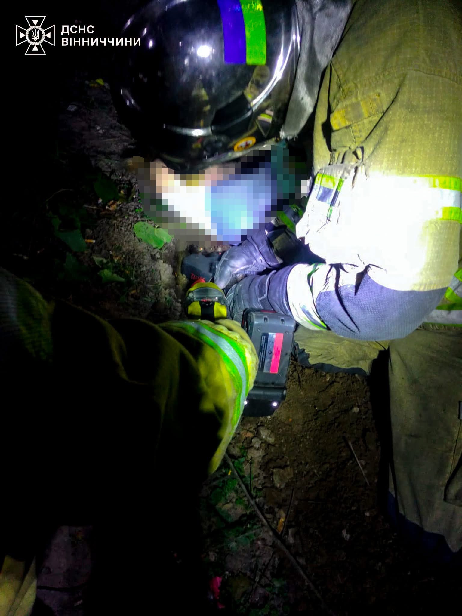 У Ладижині жінка загинула після падіння з вікна другого поверху