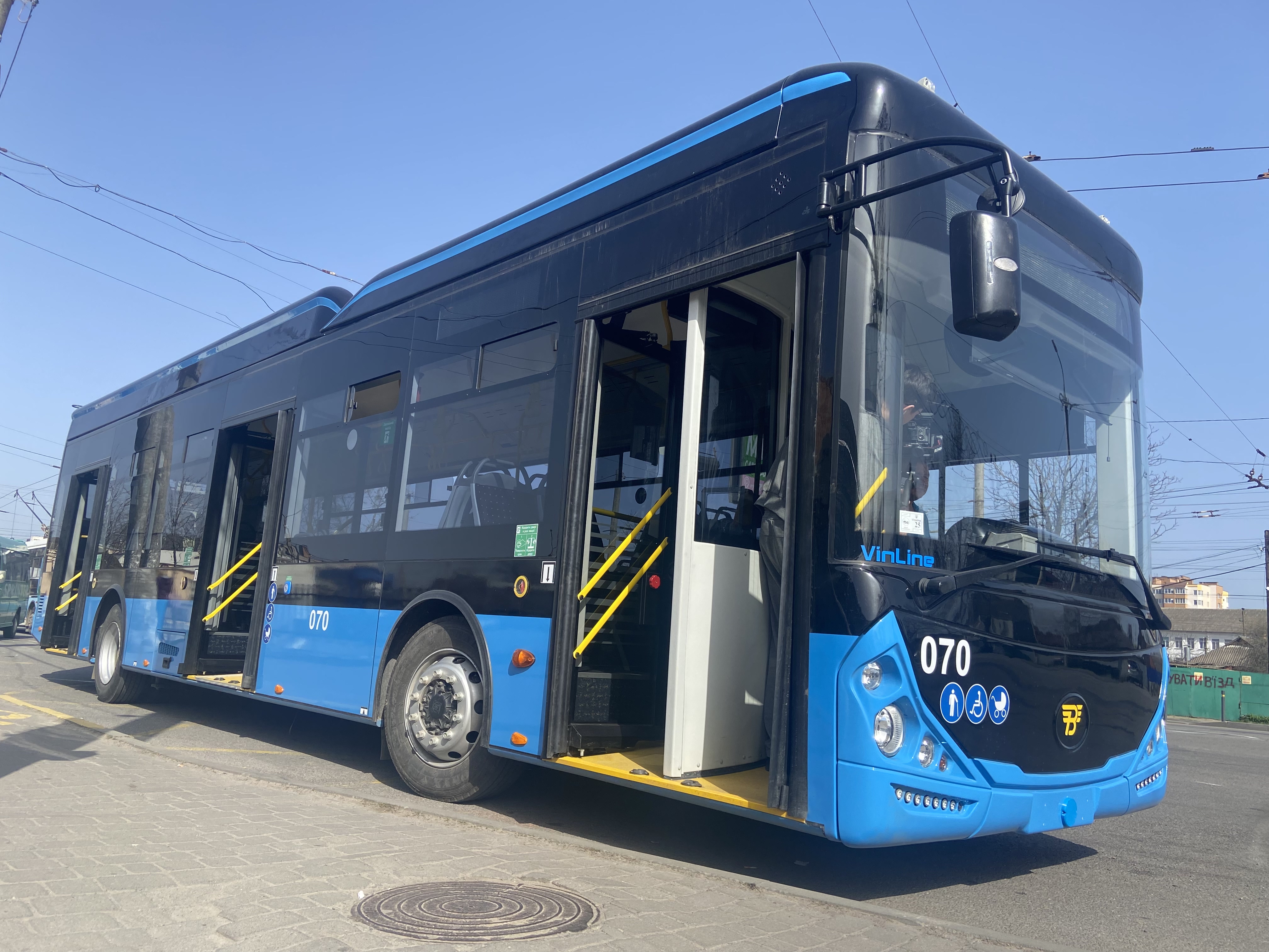 Вінниця модернізує громадський транспорт: заміна ЗІУ-9 на сучасні Solaris і VinLine