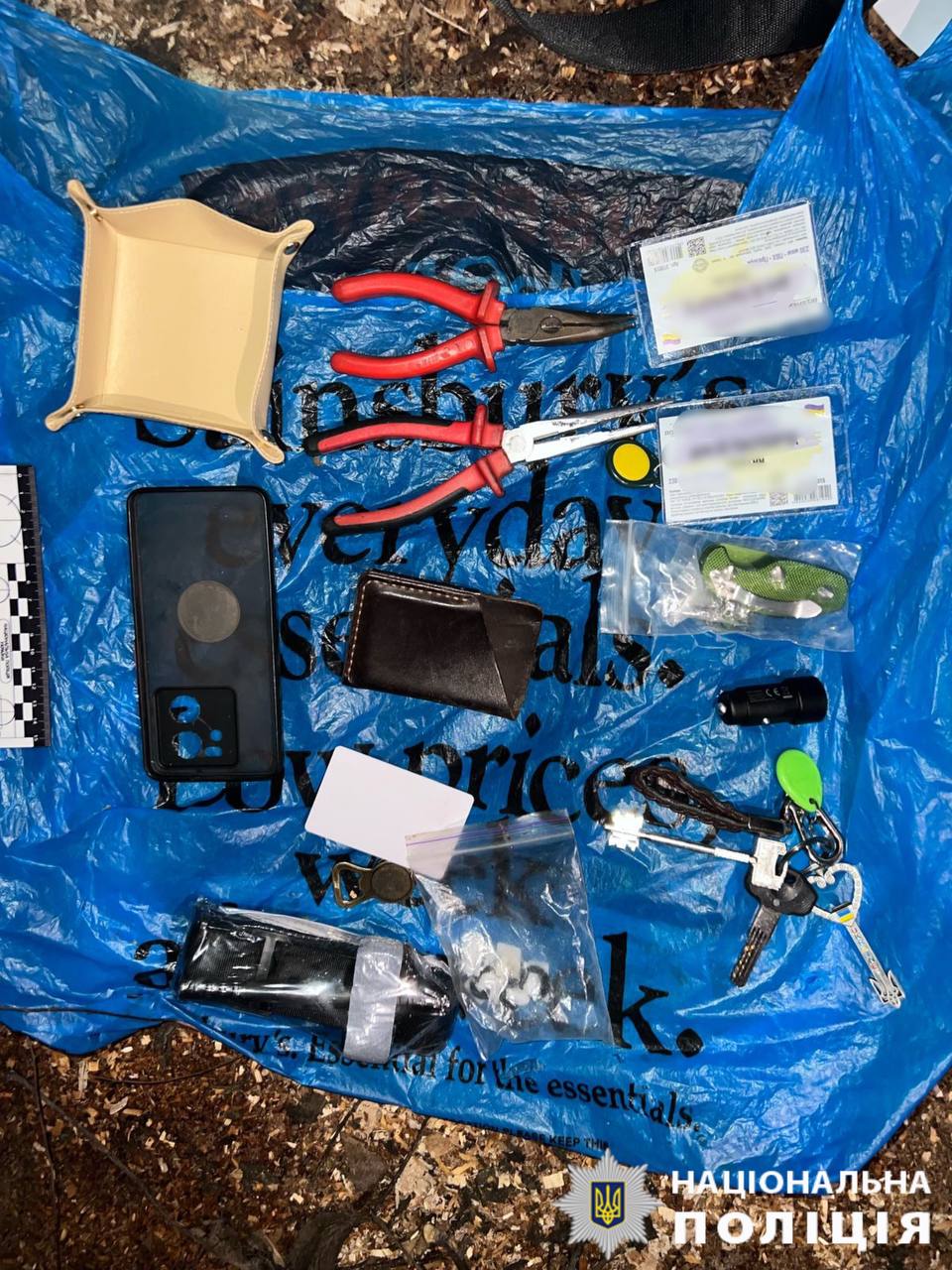 У Вінниці затримали злодія, який викрав речі з авто