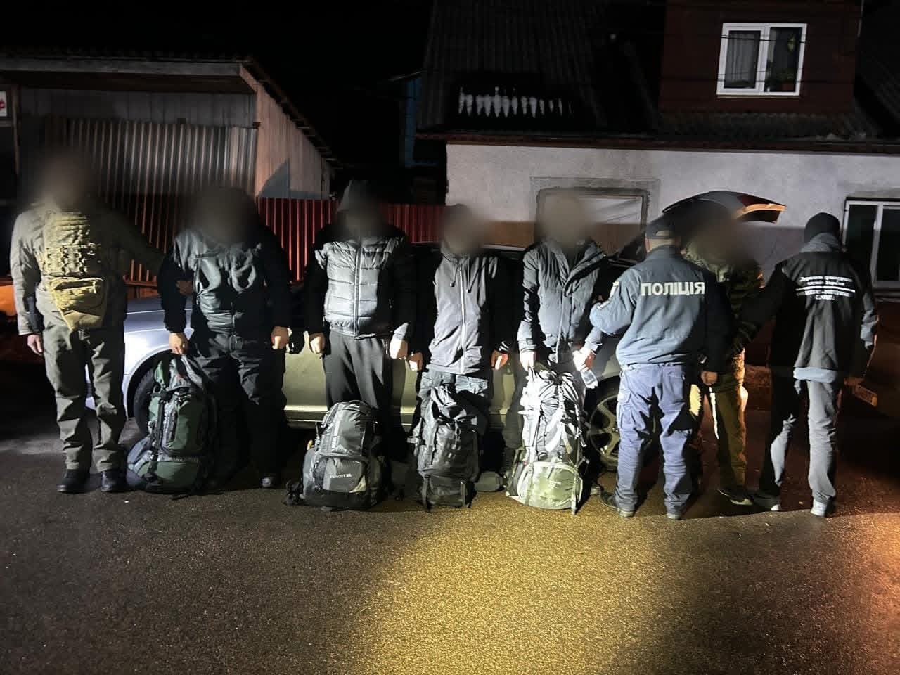 «VIP-таксі» до кордону: житель Вінниччини просив пів мільйона гривень за незаконну переправу