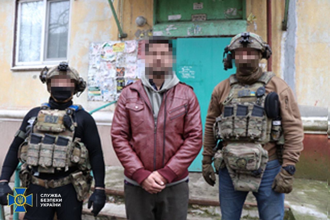 На Донеччині викрили ще одного агента фсб рф, який розвідував позиції ЗСУ, використовуючи оптичні приціли