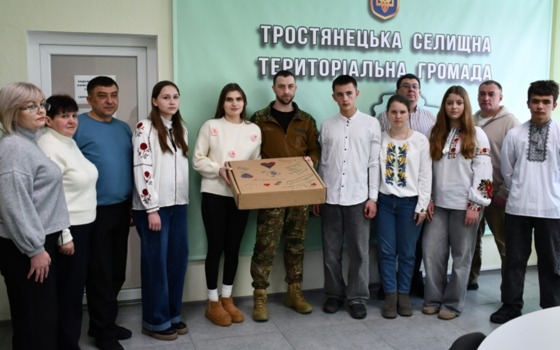 Разом до підтримки Захисників: громада передала дрон на передову