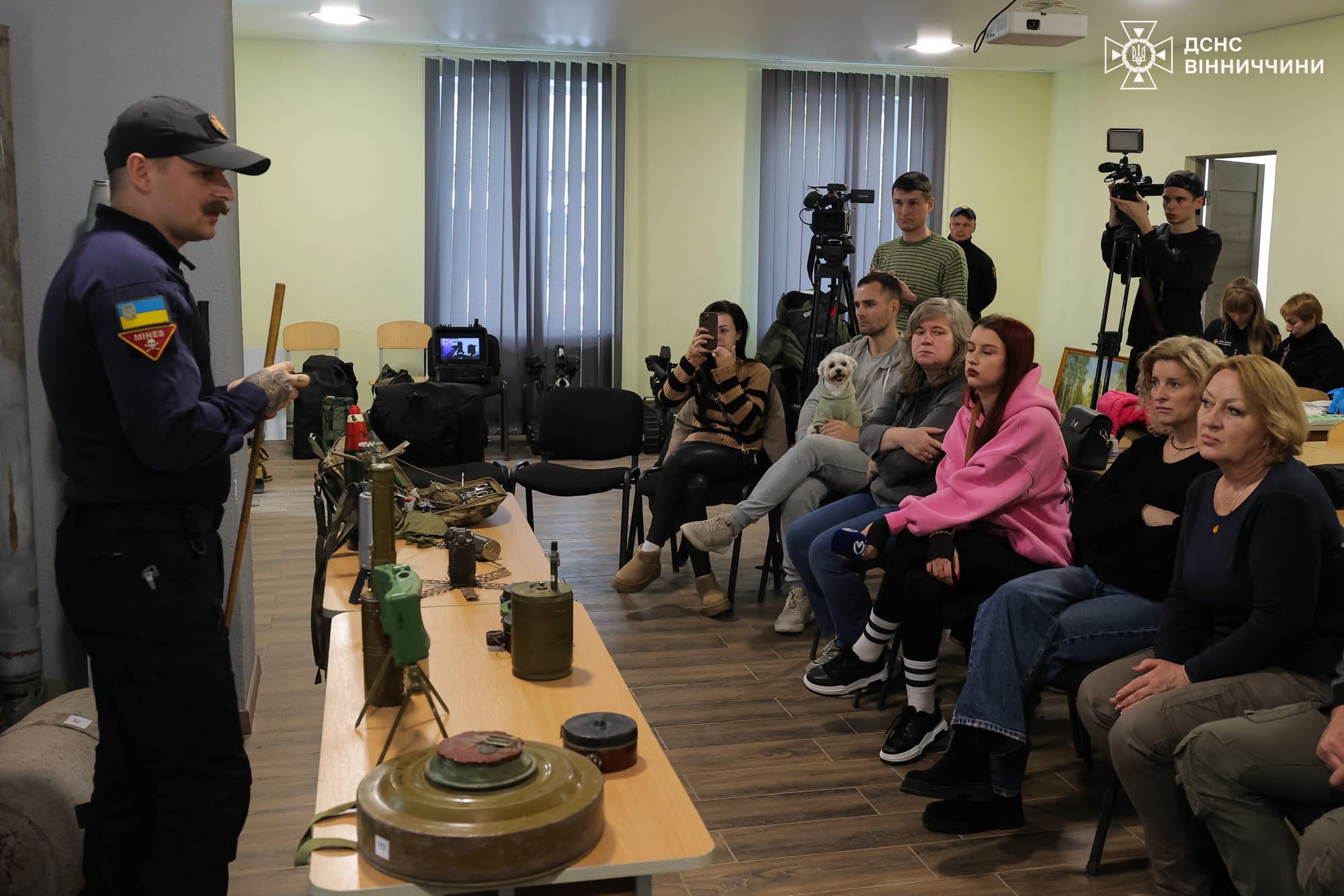 Безпека понад усе: у Вінниці медійників навчали, як діяти при загрозі вибухів