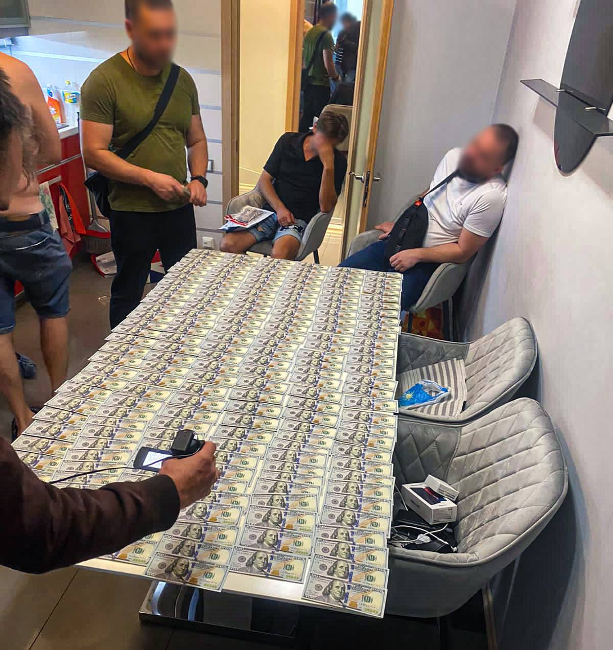 У Вінниці викрили виробників підроблених офіційних документів 