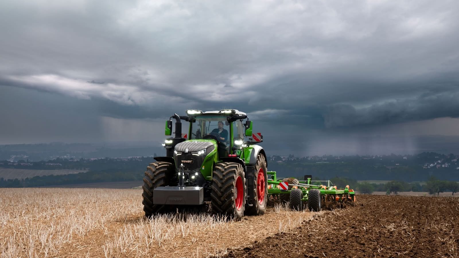 Погодні умови затримують польові роботи на Вінниччині