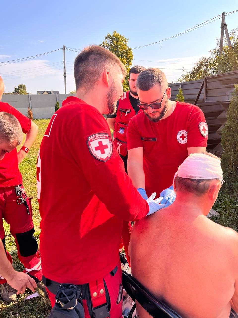 Вінниця: Червоний Хрест підтримує постраждалих від російських обстрілів