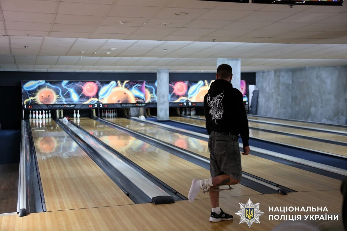 Поліцейські Вінниччини організували для поранених захисників спортивне дозвілля та психологічну підтримку