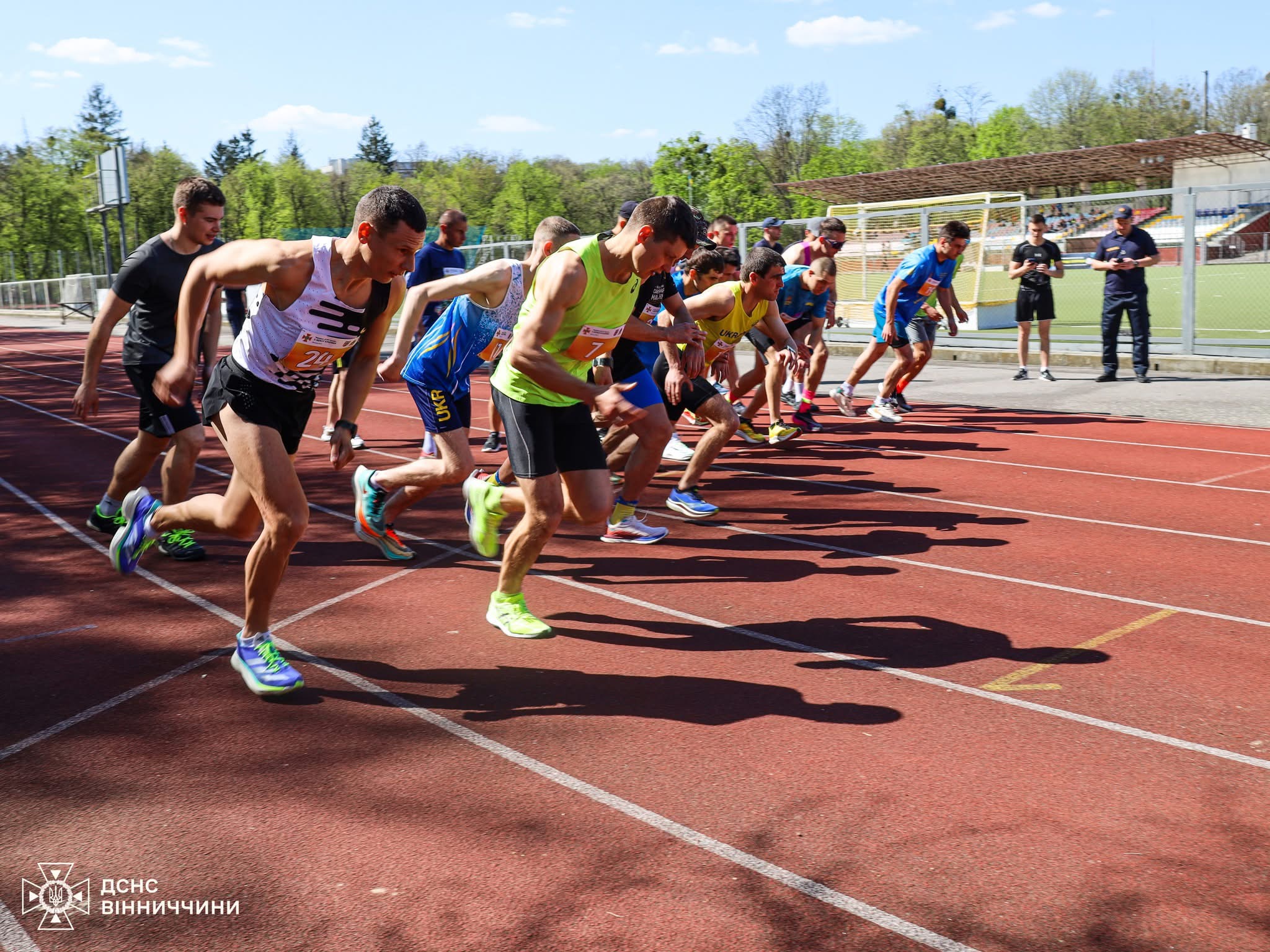 Сила і витривалість: у Вінниці визначили найшвидших рятувальників України