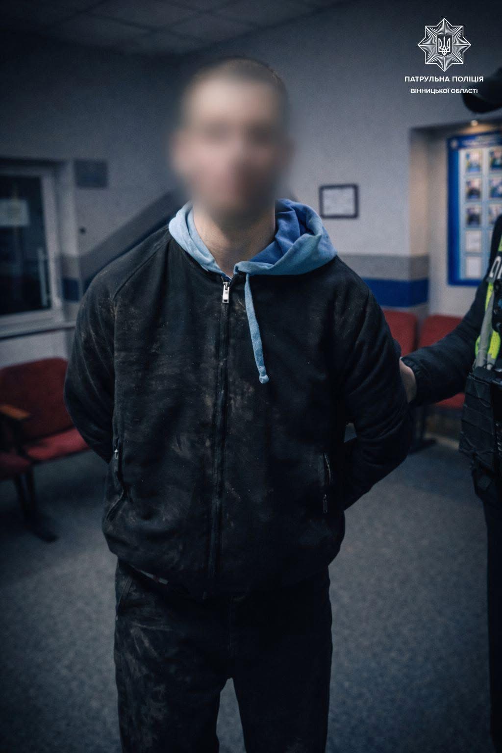 У Вінниці патрульні затримали хулігана під час комендантської години