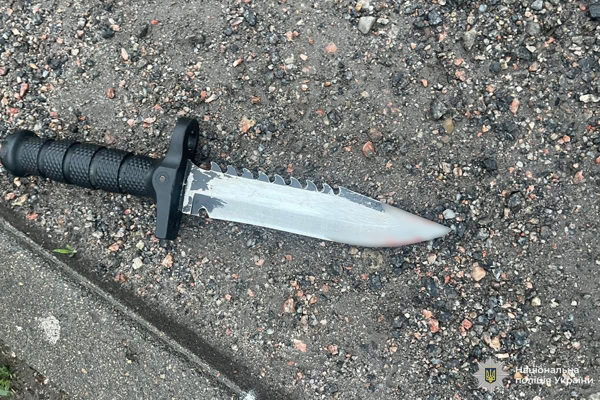 Ніж після чарки: у Вінниці чоловік із Прикарпаття намагався вбити випадкового знайомого