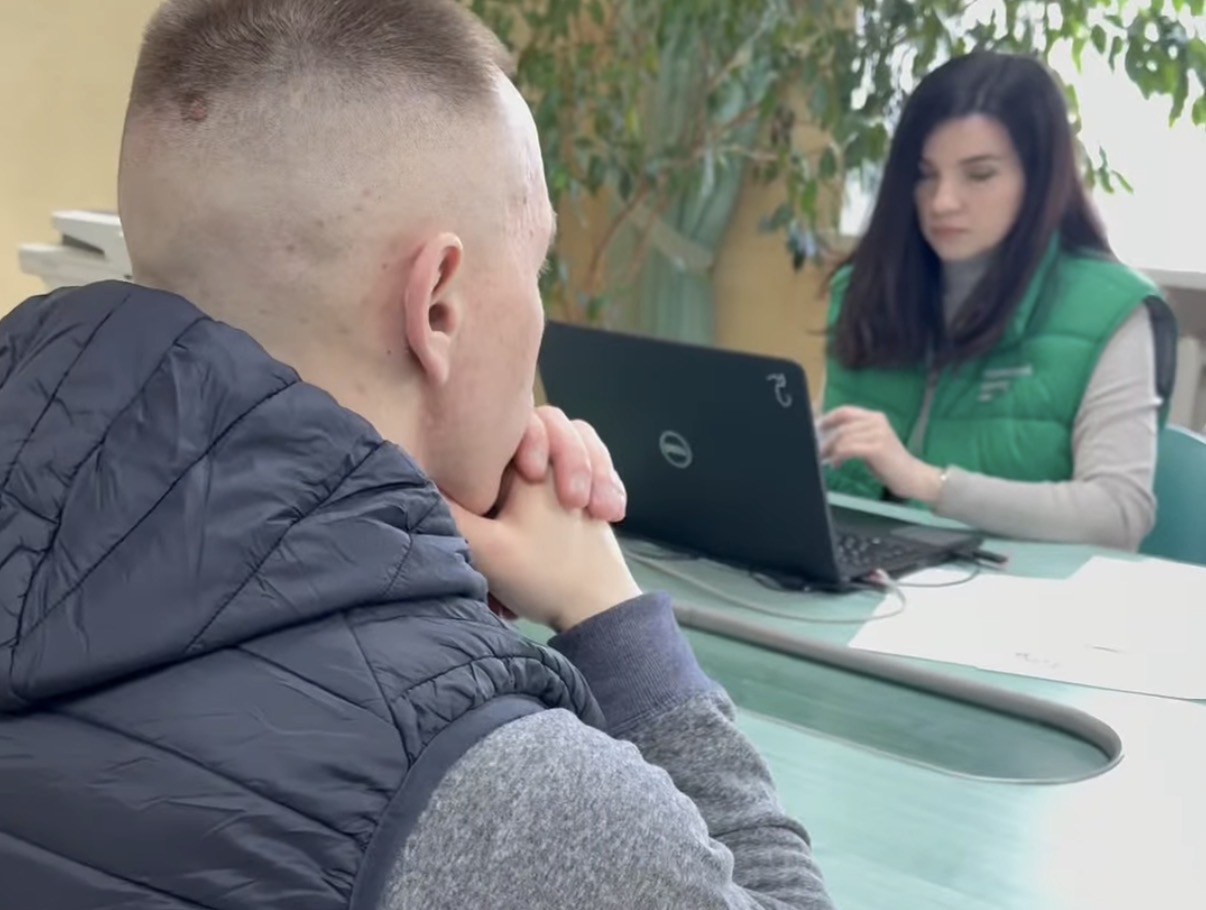 У Вінниці 31 військовий, який проходить реабілітацію, за день отримав водійські посвідчення