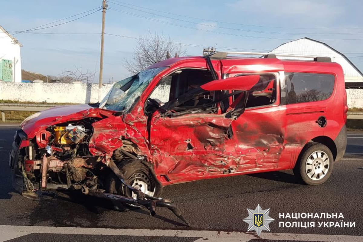 На Летичівщині з’ясовують обставини ДТП, у якій травмувався 57-річний водій