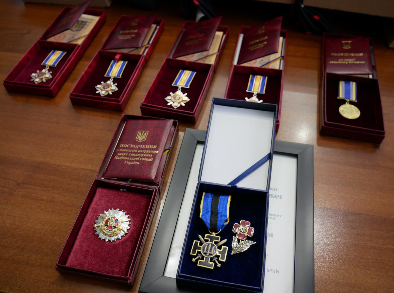 На Вінниччині рідним полеглих Захисників передали посмертні нагороди
