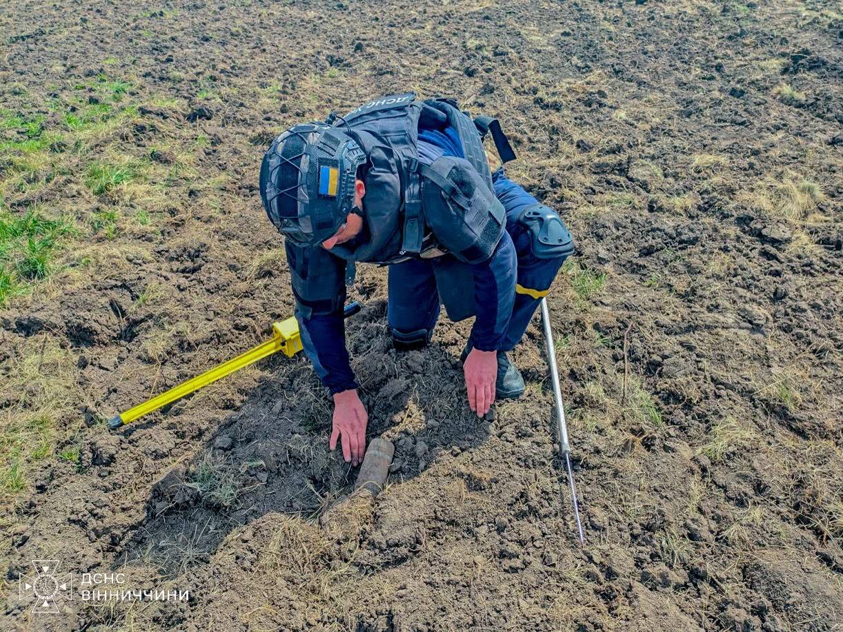 На Вінниччині сапери знешкодили артснаряд часів Другої світової війни
