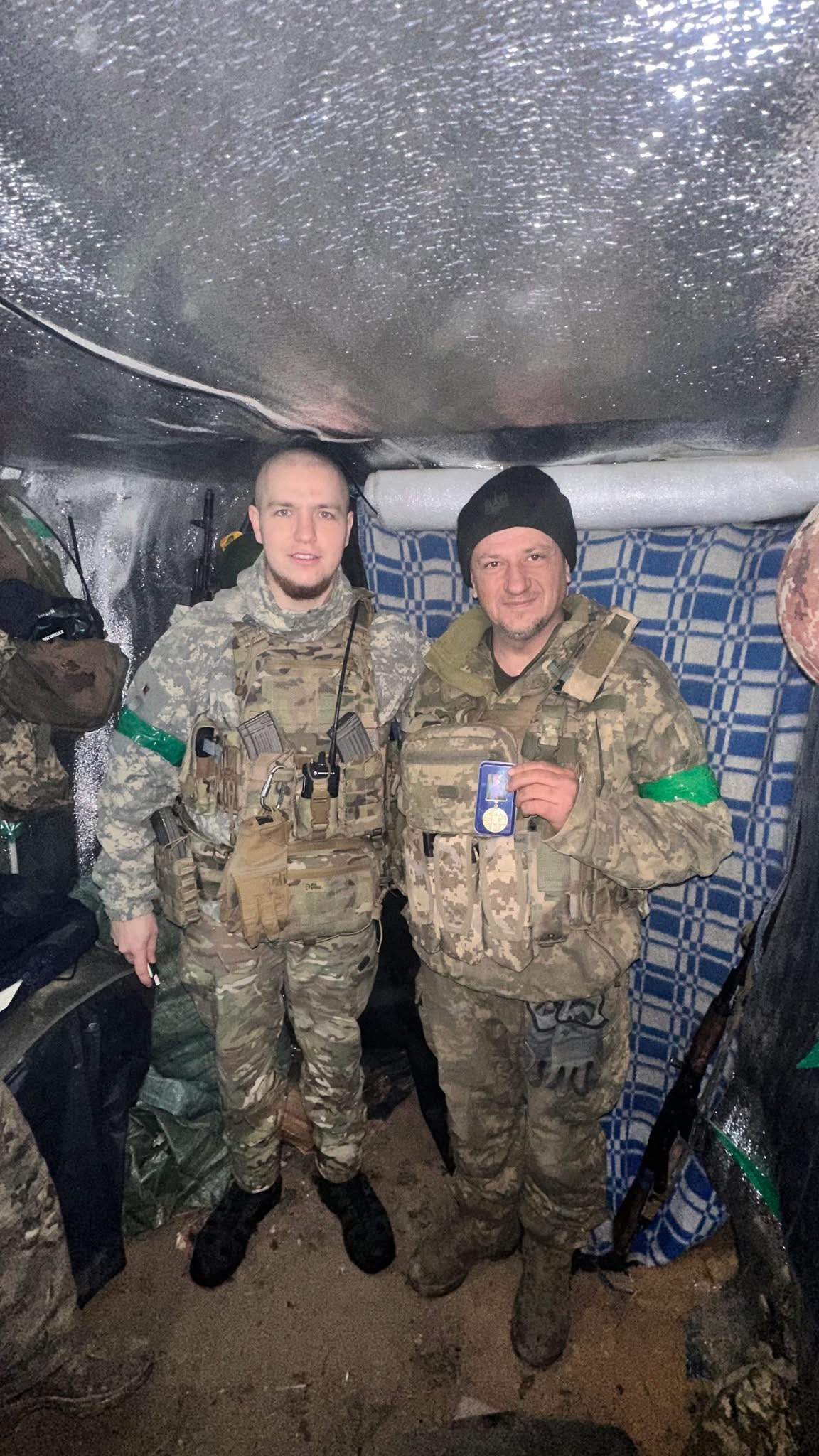 Воїну зі 120-ї вінницької бригади вручили почесну державну нагороду на передовій