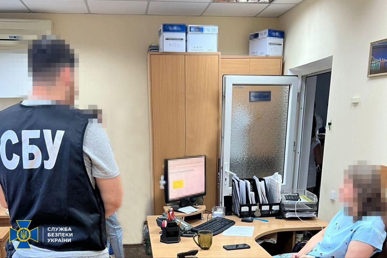 СБУ затримала у Миколаєві двох посадовиць обленерго, які досі чекали на окупацію регіону і заперечували існування України