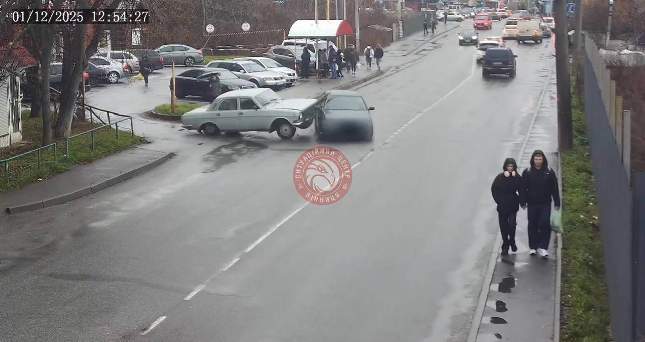 Аварія на вулиці Костянтина Василенка