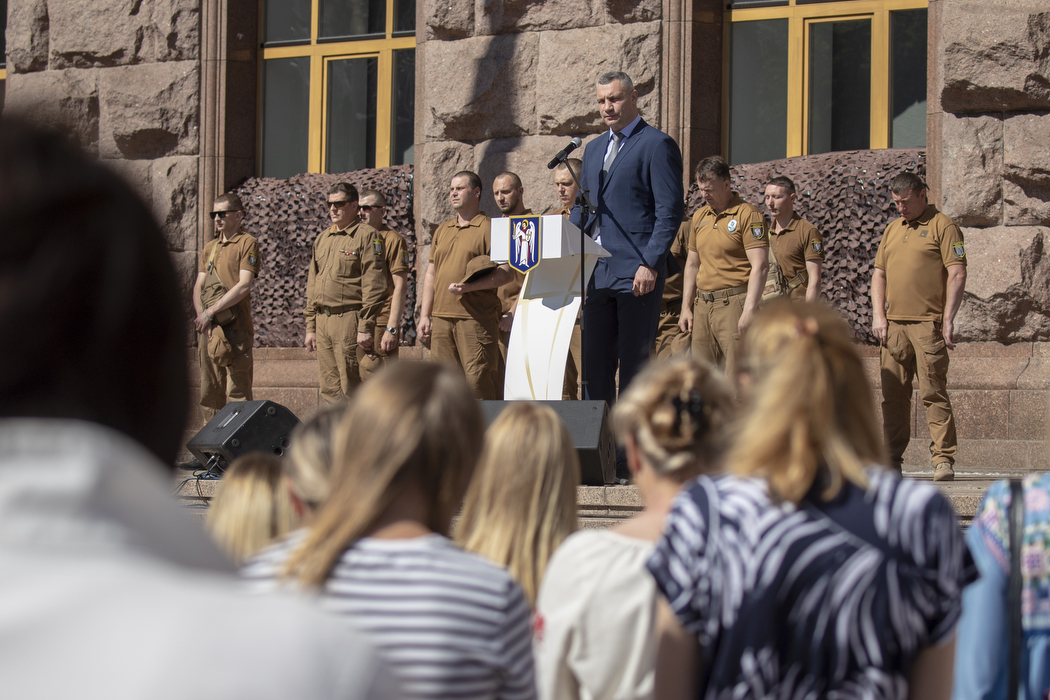 Віталій Кличко: З нагоди Дня Української Державності біля столичної мерії відбулася церемонія підняття Державного Прапора України