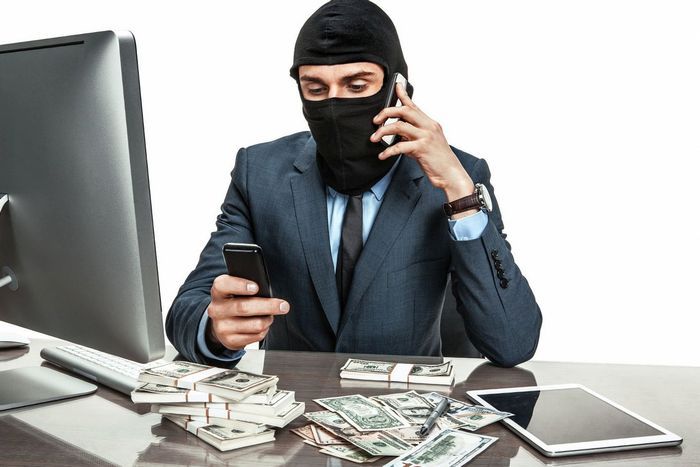 Рада розгляне закон, який захистить боржників від колекторів